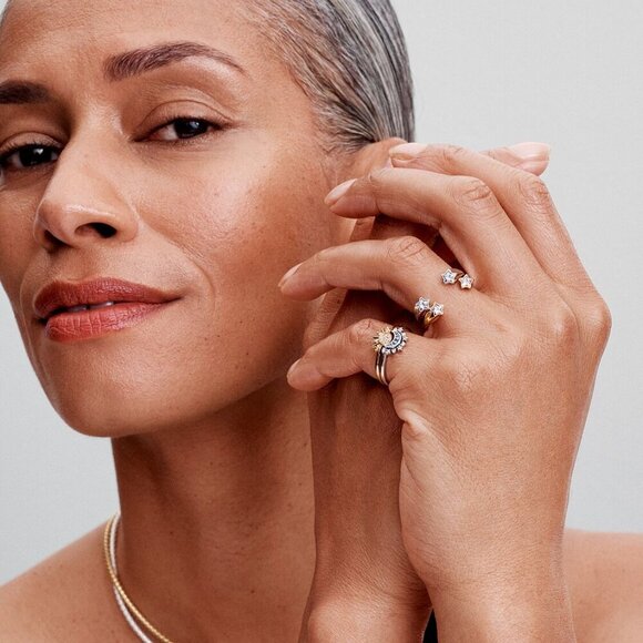 Women Celestial Blue Sparkling Moon Ring Luminous Sterling Silver Cubic zirconia - Picture 4 of 5